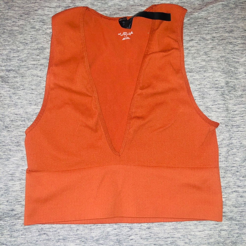Cropped seamless bra top
